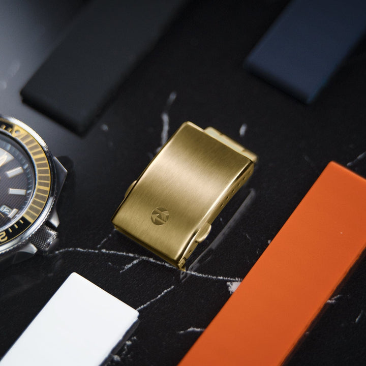 Stainless Steel Clasp for Quick Release Custom Fit Silicone - Brushed Gold – lifestyle photo
