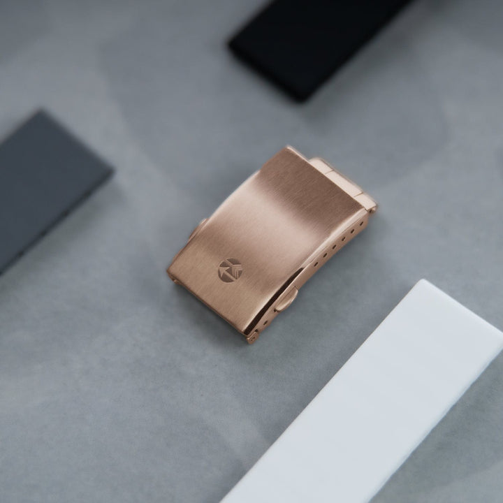 Stainless Steel Clasp for Quick Release Custom Fit Silicone - Brushed Rose Gold – lifestyle photo