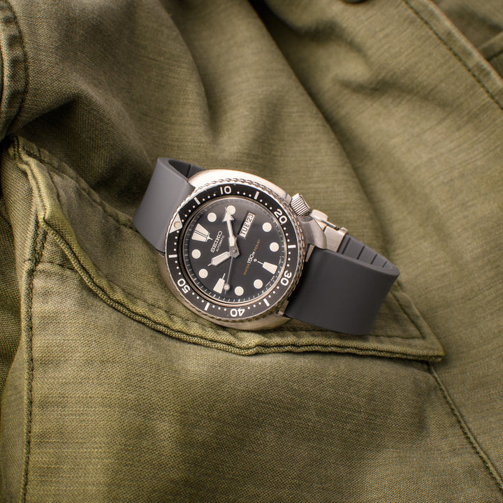 Quick Release Custom Fit Silicone Watch Band - Graphite