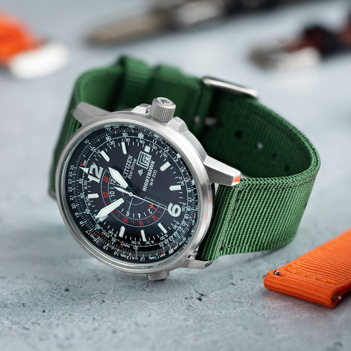 Quick Release Nylon Watch Band - Forest Green – lifestyle photo